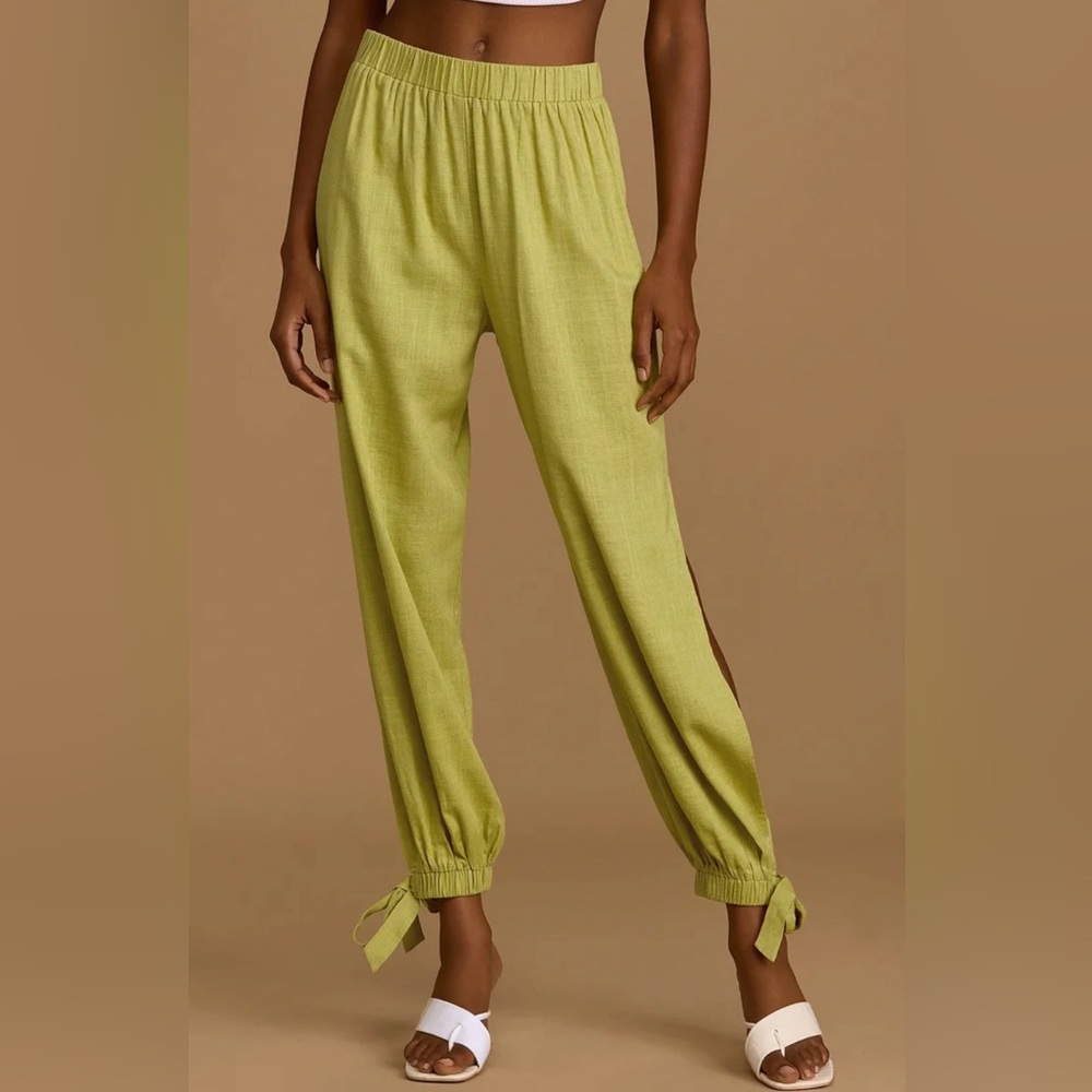 Lulu’s Lime Green Side Slit Jogger Pants